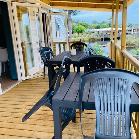 Mobilhome De Luxe 8 Places